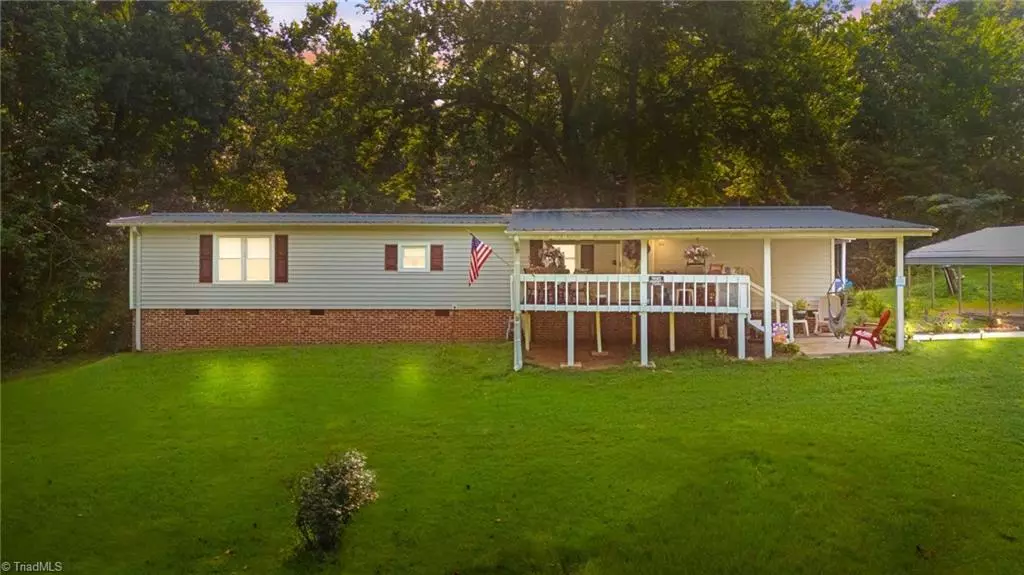 Lexington, NC 27295,259 Meadow LN