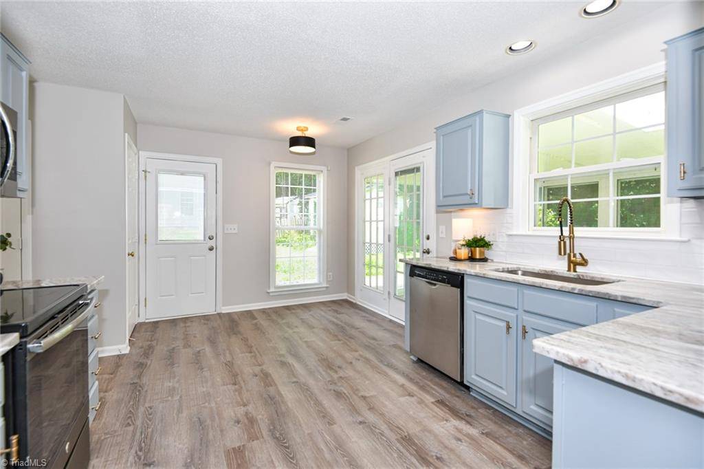 Greensboro, NC 27406,813 Quail Cove CT