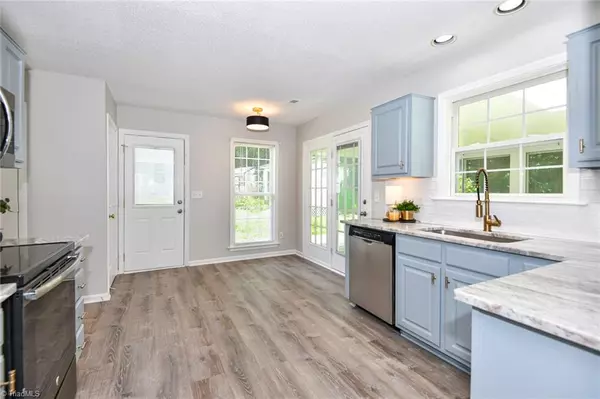 Greensboro, NC 27406,813 Quail Cove CT