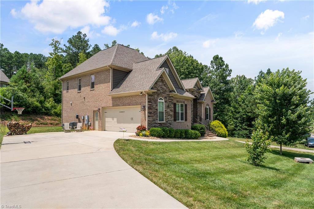 Kernersville, NC 27284,2162 Summerlyn Park DR