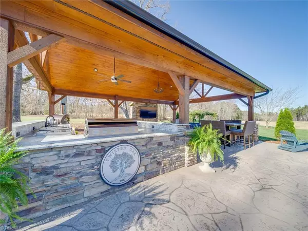 China Grove, NC 28023,810 Lake Wright RD