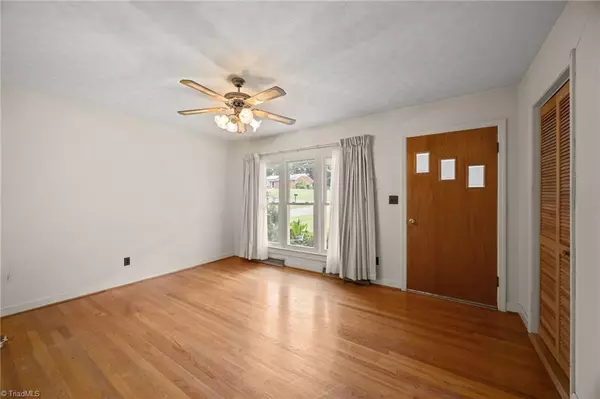 Lexington, NC 27295,119 Holiday DR