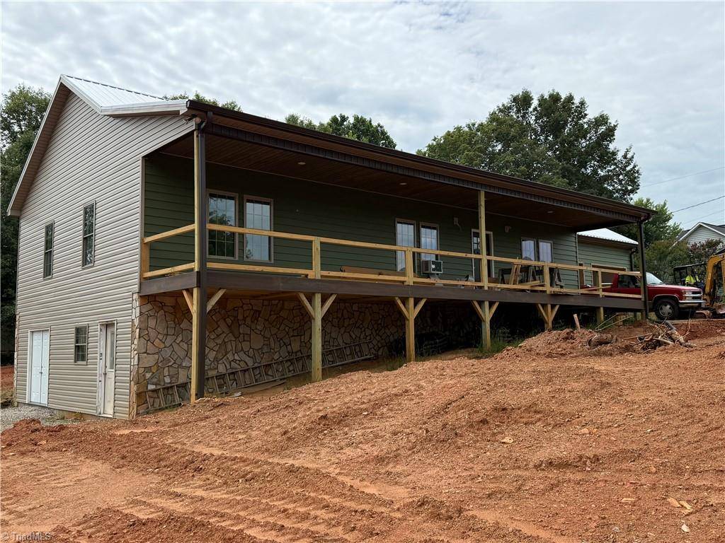 North Wilkesboro, NC 28659,106 Blairfield CT