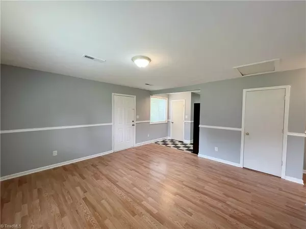 Greensboro, NC 27406,2304 Madre PL