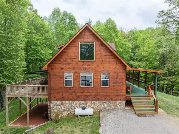 Piney Creek, NC 28663,232 Bertie CIR