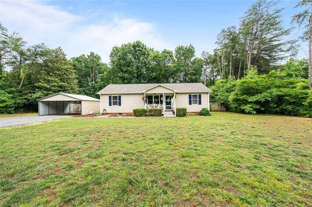 2848 Pine CT, Asheboro, NC 27205