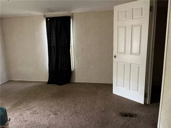 Reidsville, NC 27320,1019 Grooms RD