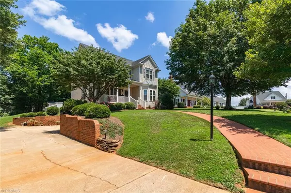 King, NC 27021,109 Bradberry CT