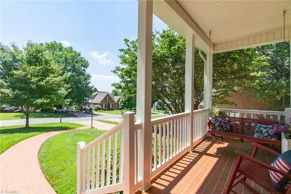 King, NC 27021,109 Bradberry CT