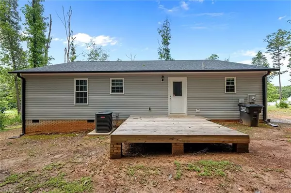 Trinity, NC 27370,5062 Jordan Valley RD