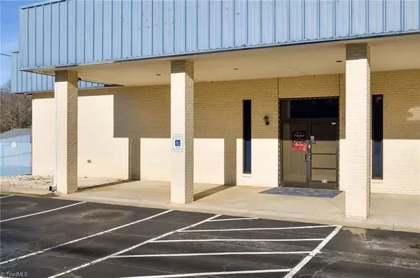 Thomasville, NC 27360,1538 National Highway
