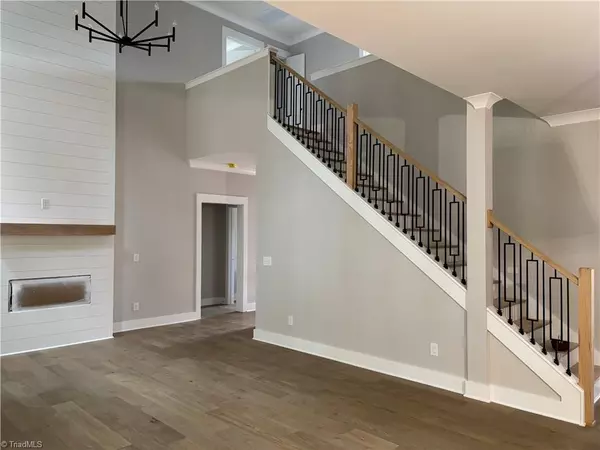 Winston-salem, NC 27107,447 Wentworth DR