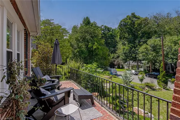 Winston-salem, NC 27103,2418 Lyndhurst AVE