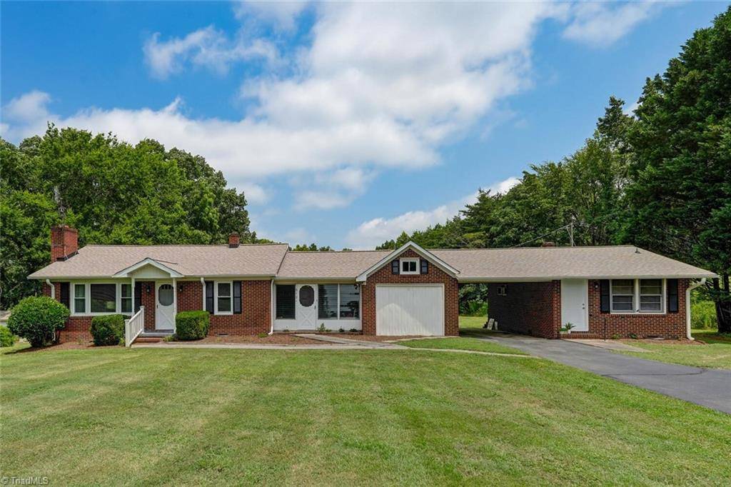 6121 Bentham RD, Gibsonville, NC 27249