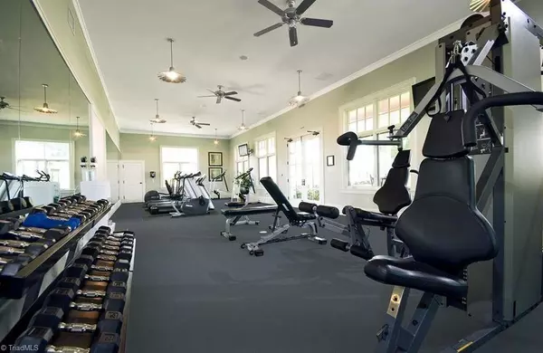 Winston-salem, NC 27106,4342 Penns Meadow LN