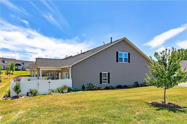 Kernersville, NC 27284,1678 Coopers Hawk DR