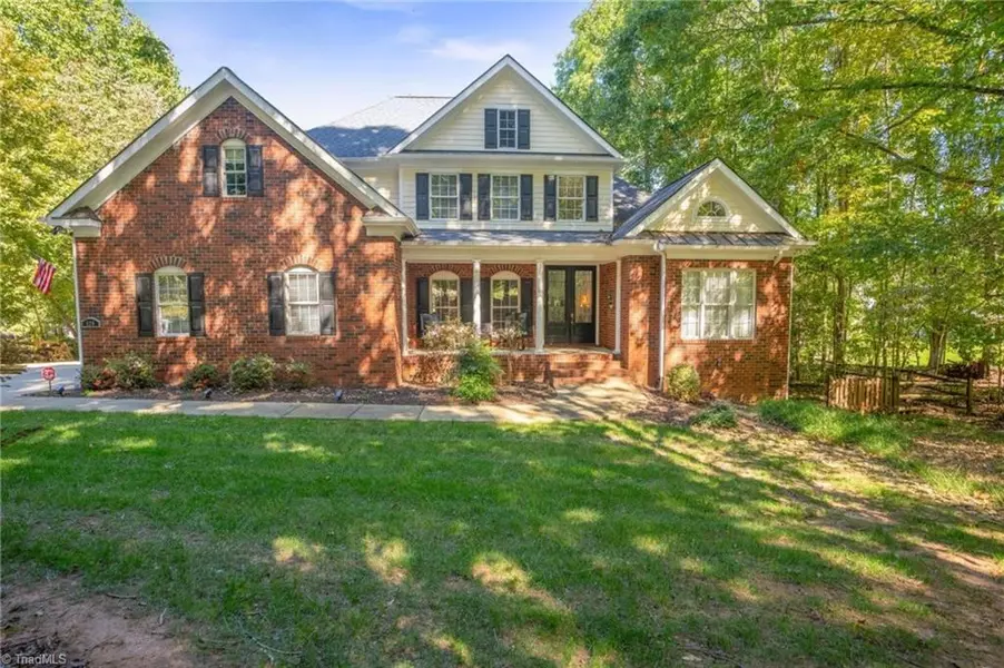 128 Archbell Point LN, Mooresville, NC 28117