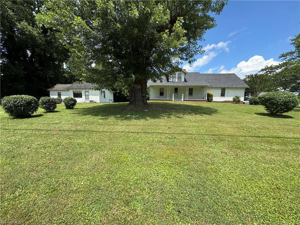 151 Siloam RD, Mount Airy, NC 27030