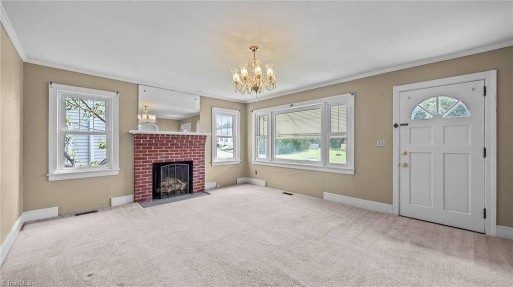 Reidsville, NC 27320,409 NW Market ST