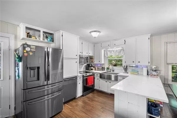 Winston-salem, NC 27107,1271 Country LN