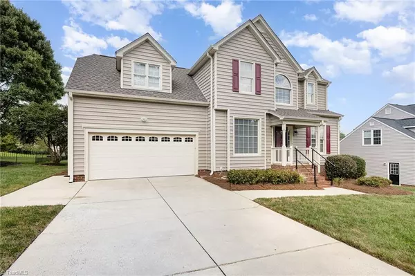 Advance, NC 27006,376 Kingsmill DR