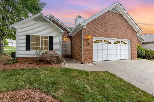 2636 Woodington DR, Winston-salem, NC 27103