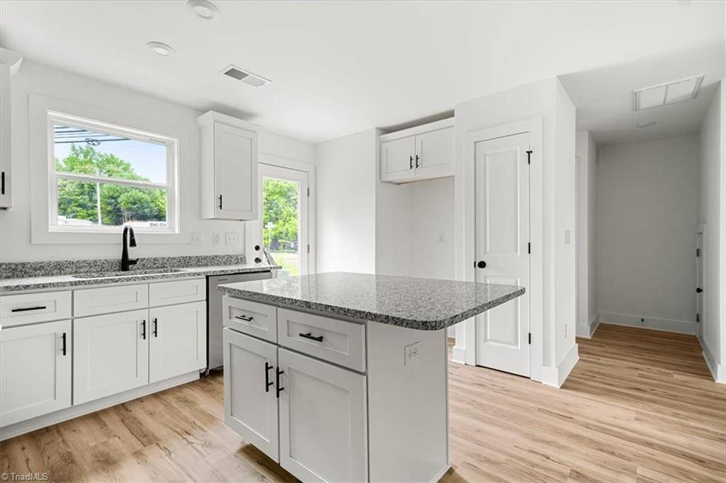 Albemarle, NC 28001,1600/1602 Bluff ST