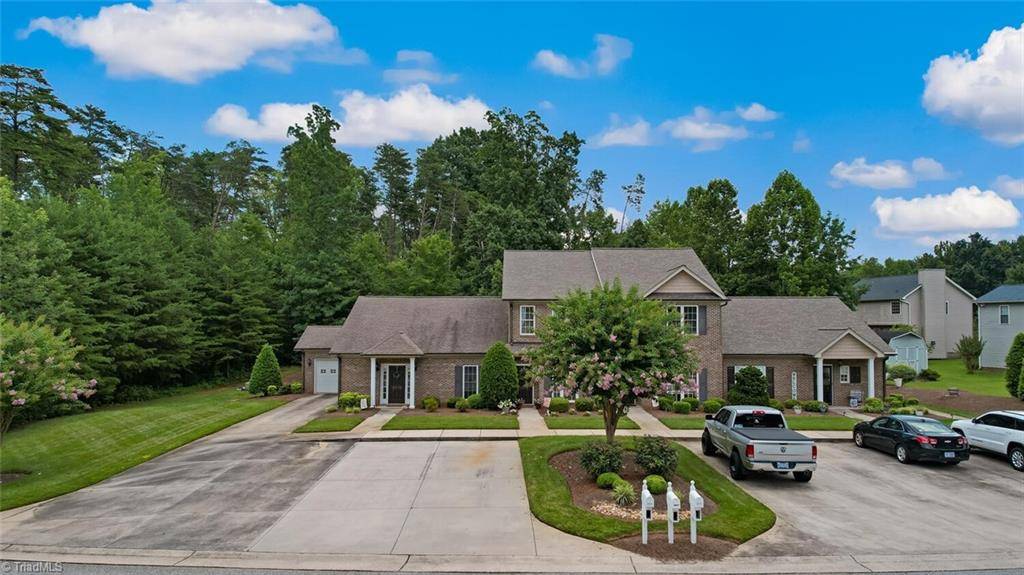 Reidsville, NC 27320,2213 St James DR