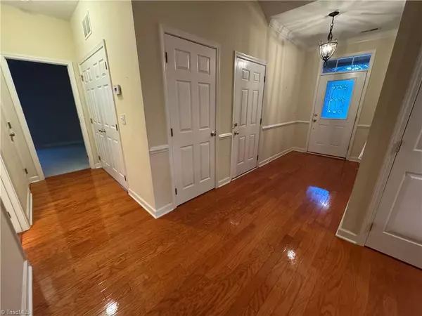 Mocksville, NC 27028,111 S Wentworth DR