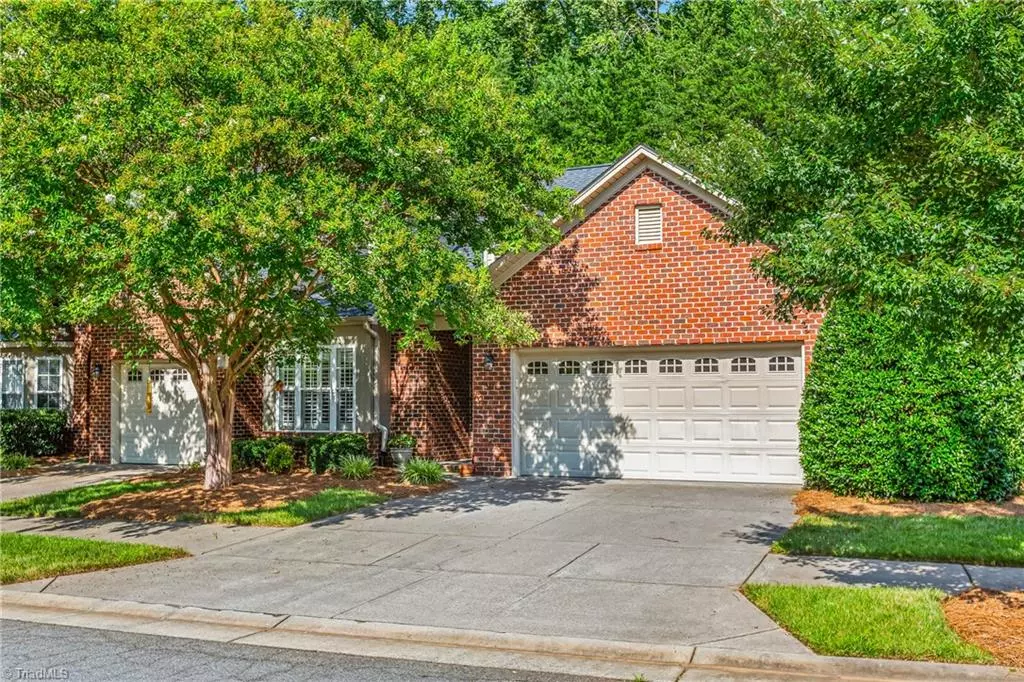 Mocksville, NC 27028,111 S Wentworth DR