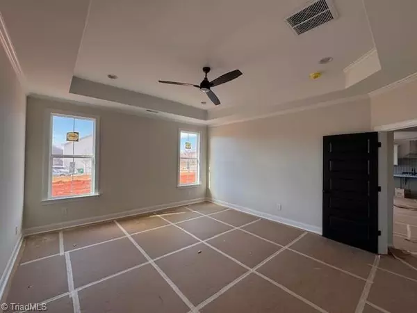 King, NC 27021,101 Jasper CT