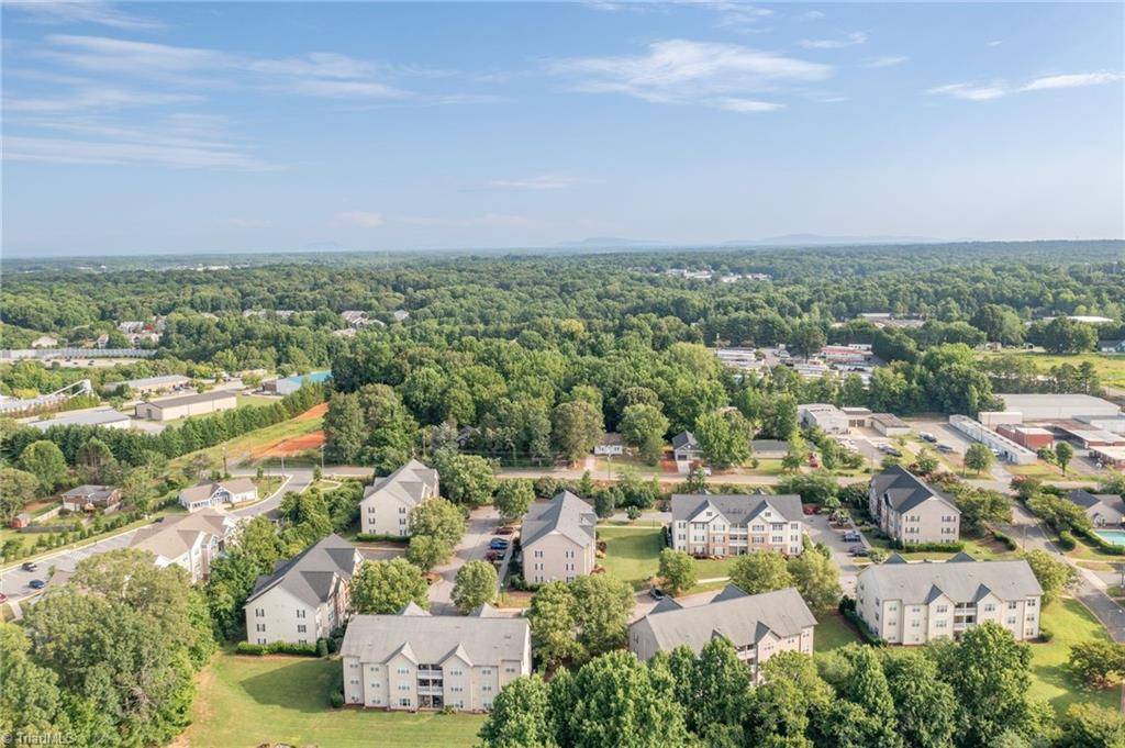 Winston-salem, NC 27103,4732 Tatton Park CIR #2B