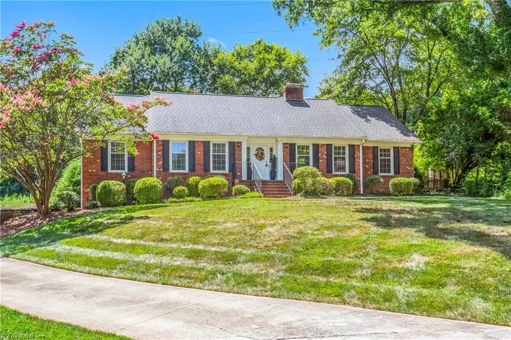 Winston-salem, NC 27104,500 Hedgewood PL