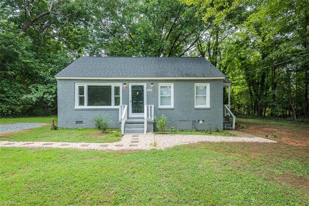 303 Cleveland ST, Mebane, NC 27302