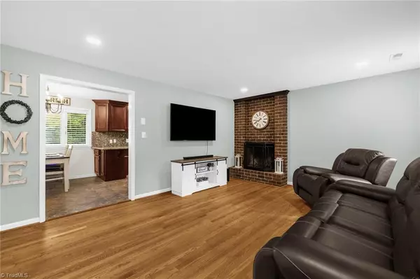 Greensboro, NC 27408,2302 Running Brook DR