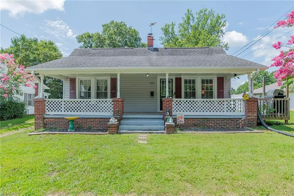 Mayodan, NC 27027,608 W Washington ST