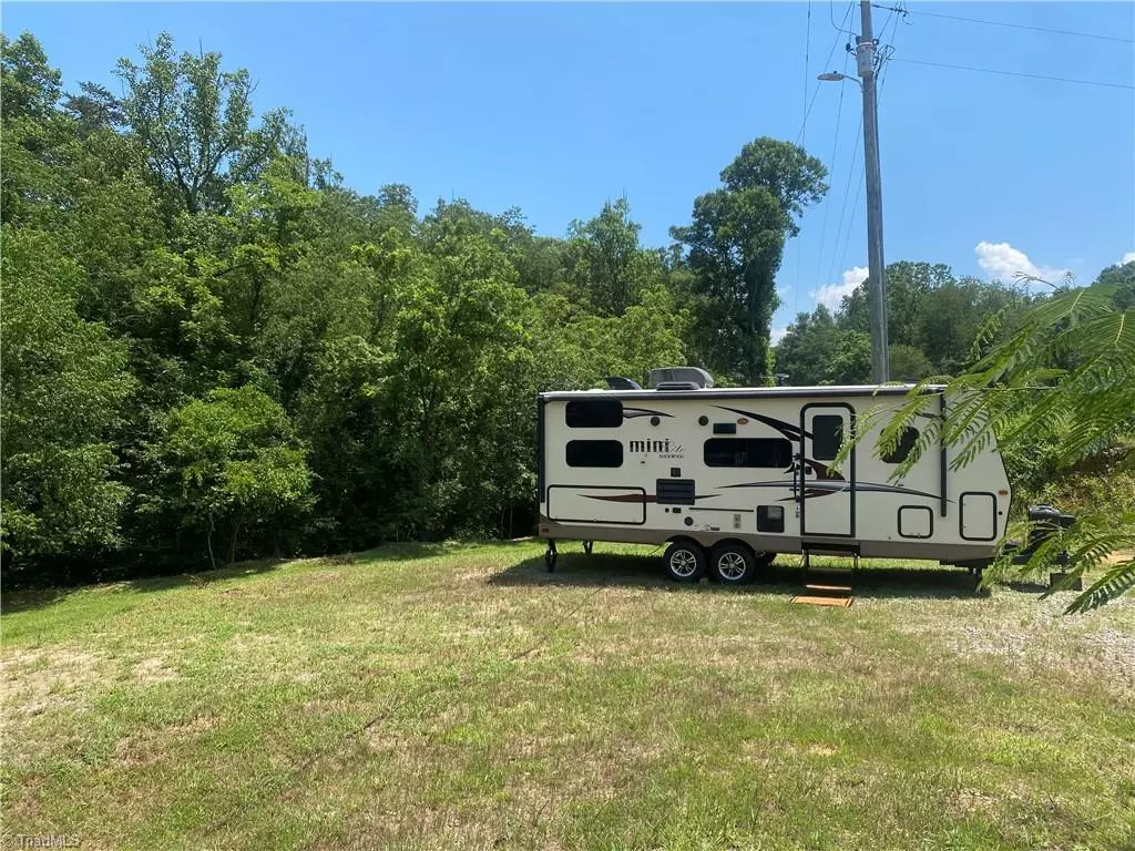 North Wilkesboro, NC 28669,3258 Red White And Blue RD