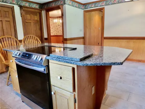 Ruffin, NC 27326,883 Goose Pond RD