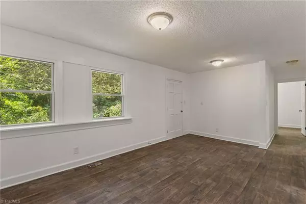 Winston-salem, NC 27106,4656 Walcott ST