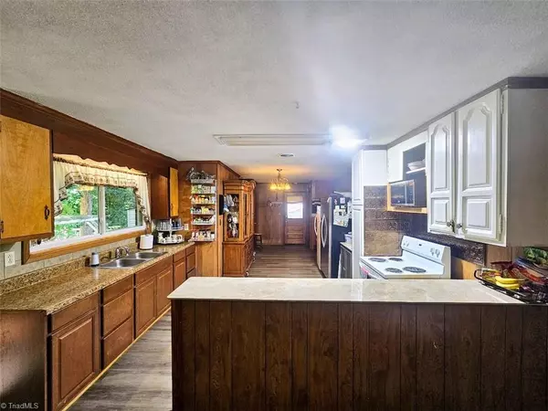 Lexington, NC 27292,517 Liberty AVE