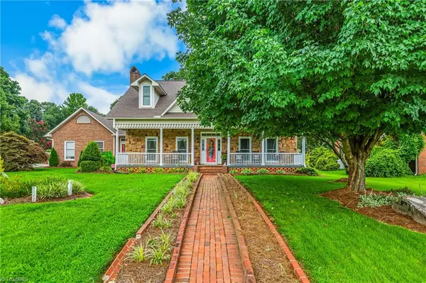 Kernersville, NC 27284,816 Wood Dale DR