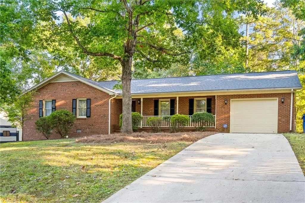 Graham, NC 27253,552 Woodland DR