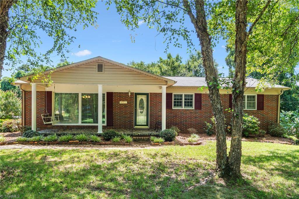 2951 Doc Pugh RD, Connelly Springs, NC 28612
