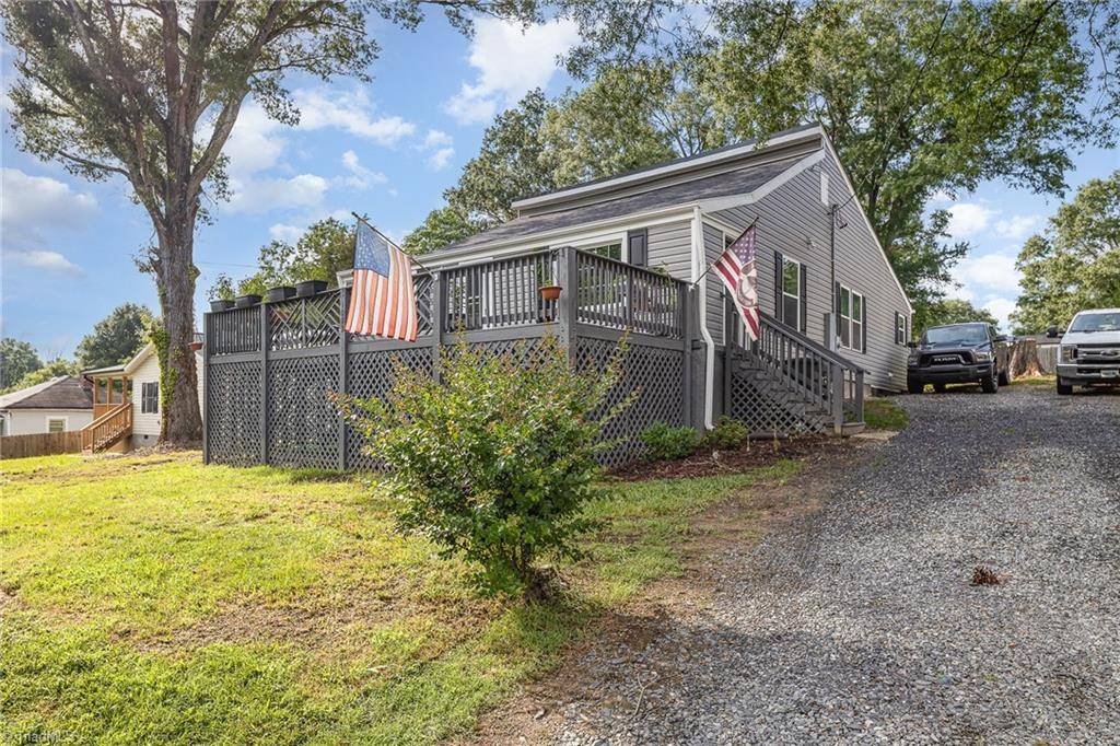 1003 Willow ST, Eden, NC 27288