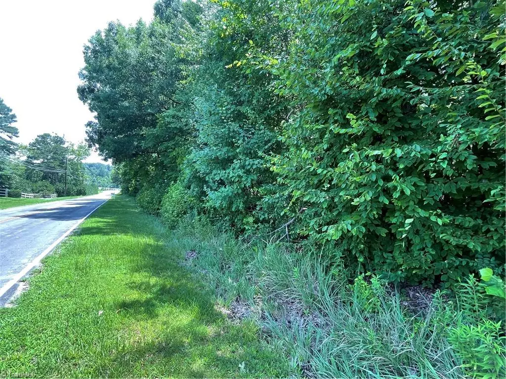 Thomasville, NC 27360,316 Pilgrims TRL