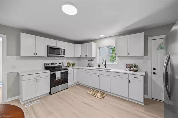 Gibsonville, NC 27249,229 Lewis ST