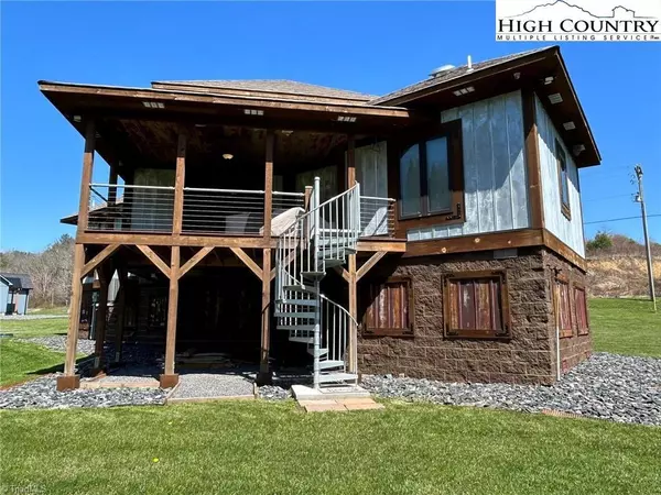 Lansing, NC 28643,972 W Deep Ford RD