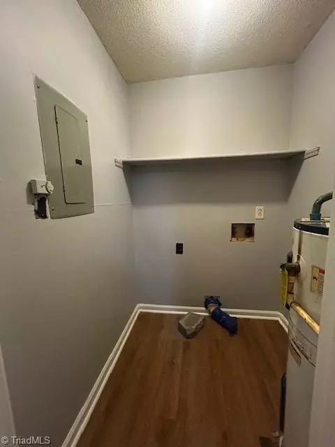 Winston-salem, NC 27103,235 Corona ST #103
