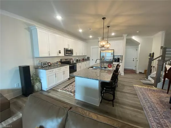 Wilkesboro, NC 28697,108 N Bridge ST