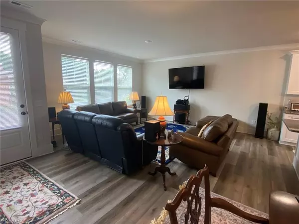 Wilkesboro, NC 28697,108 N Bridge ST